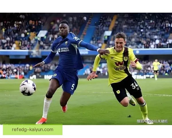 英超帕尔默状态回暖，近期表现稳健引发关注