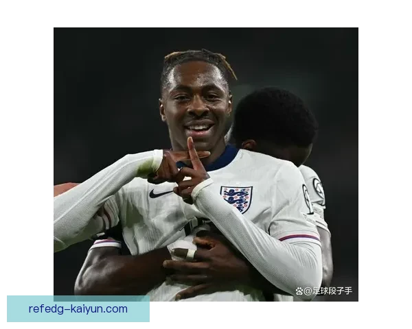 足球巨星近期表现稳健，状态回暖引发媒体关注